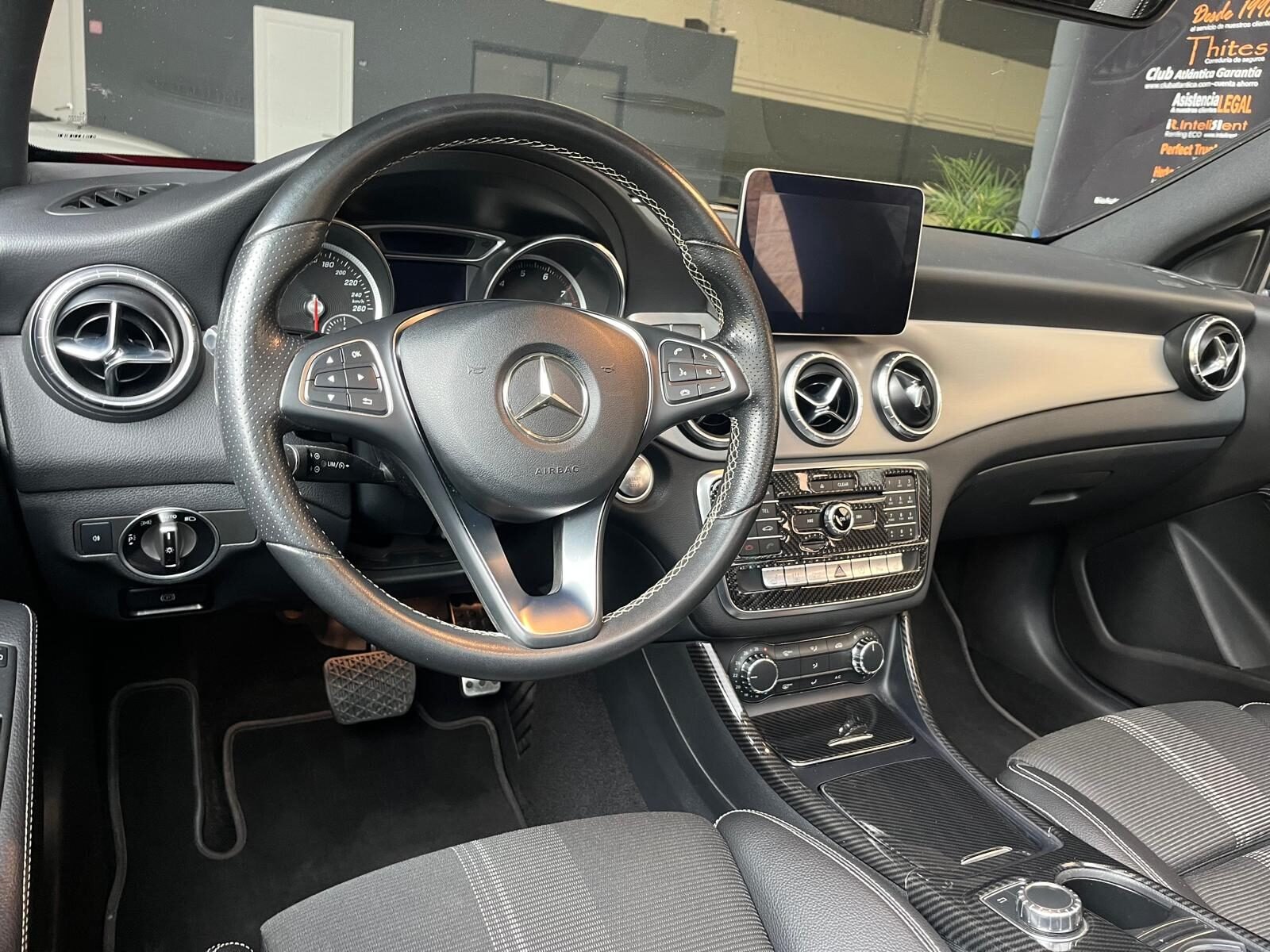 MERCEDES-BENZ CLA 200 1.6i