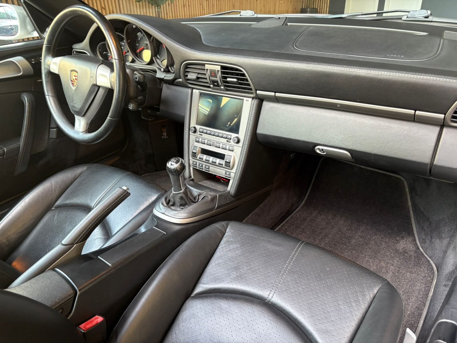 PORSCHE 911 3.6