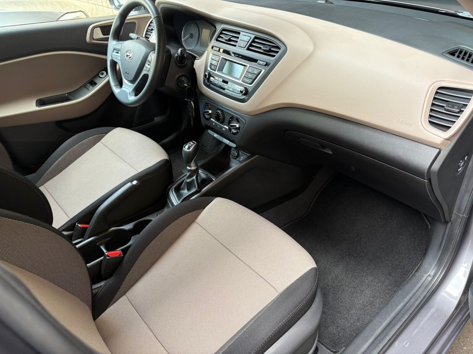 HYUNDAI i20 1.4CRDi
