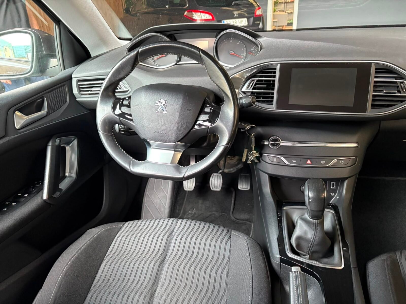 PEUGEOT 308 1.6HDi 