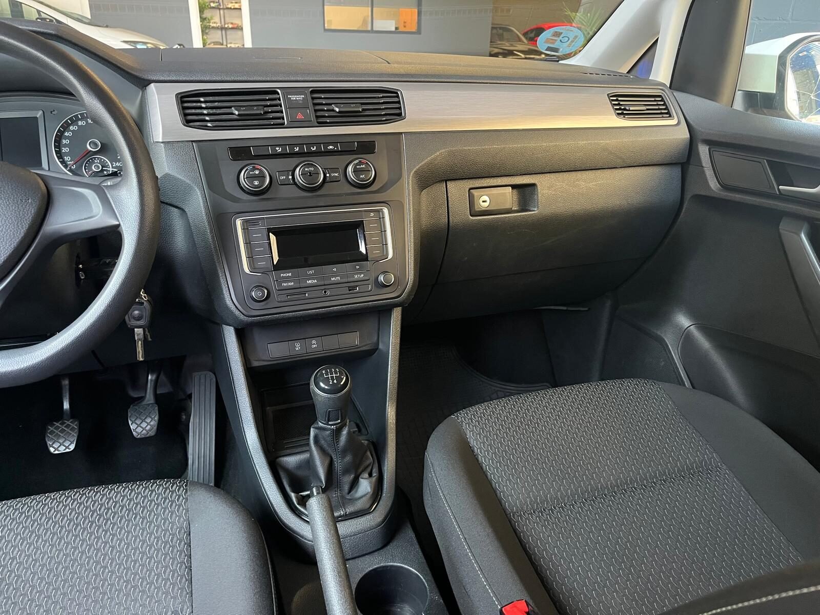 VOLKSWAGEN CADDY 2.0TDi