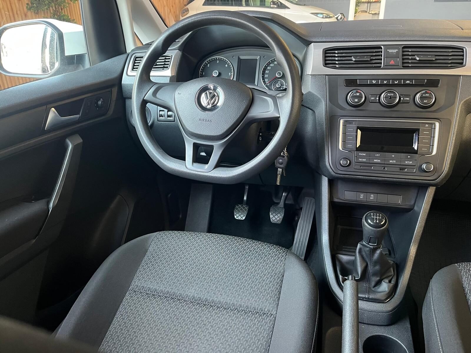 VOLKSWAGEN CADDY 2.0TDi