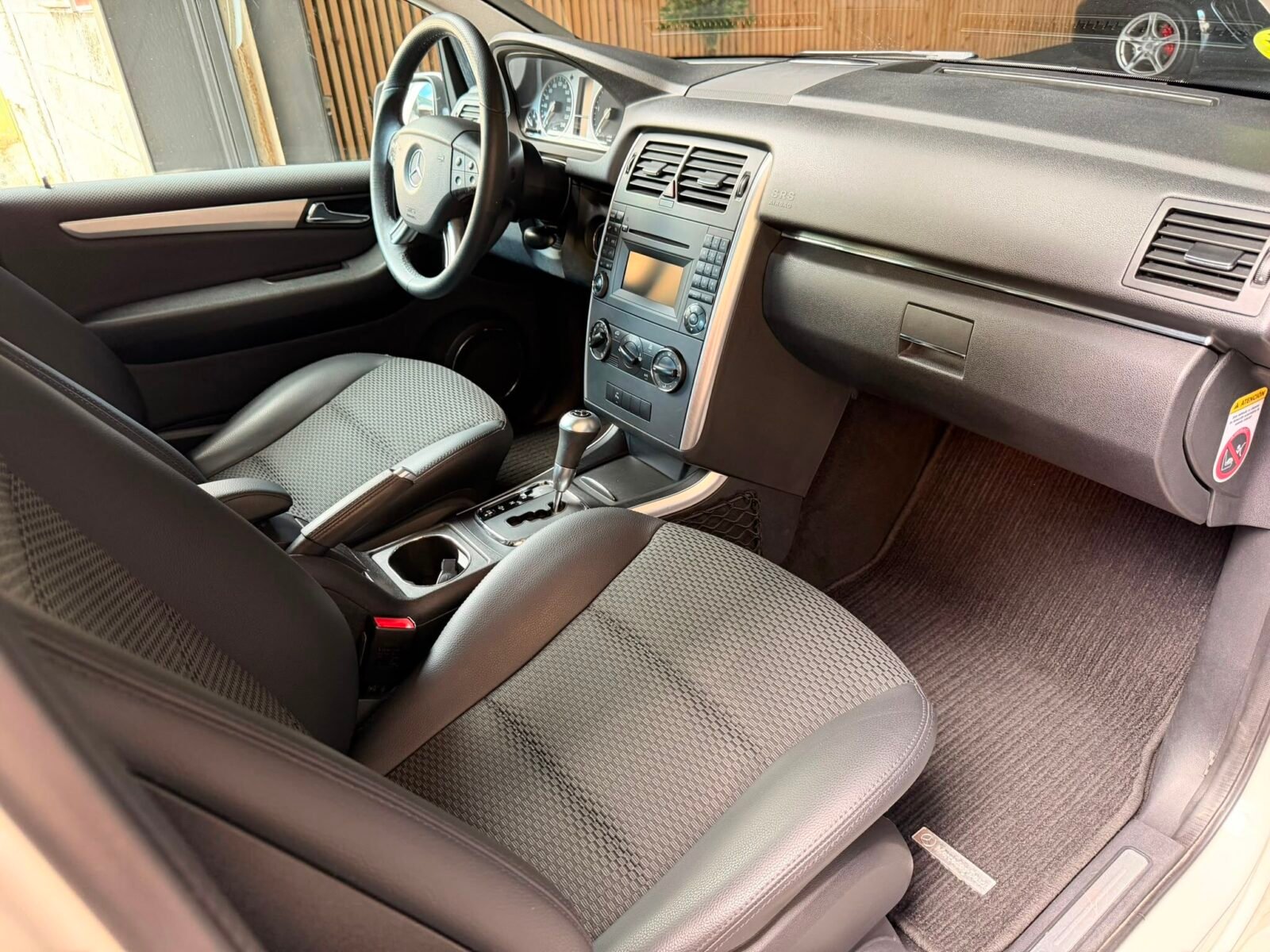 MERCEDES-BENZ 2.0 CDi