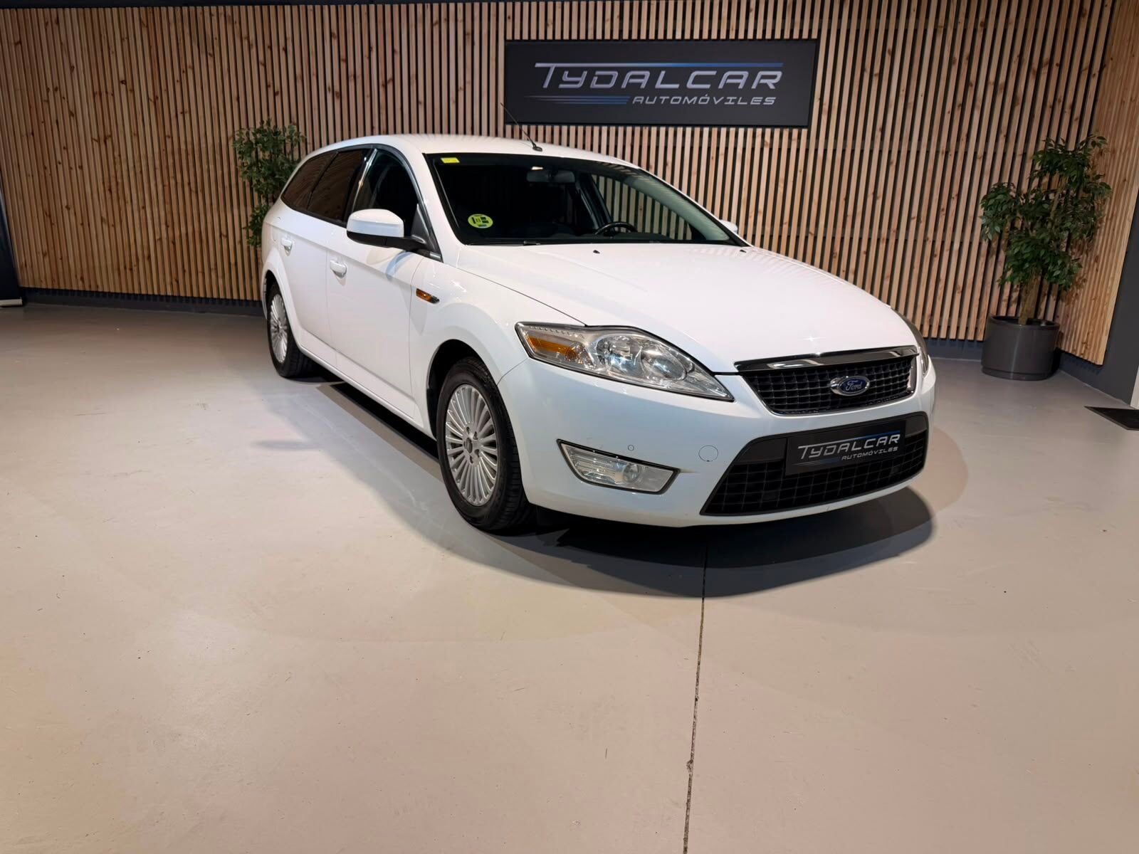 FORD MONDEO 1.8TDCi