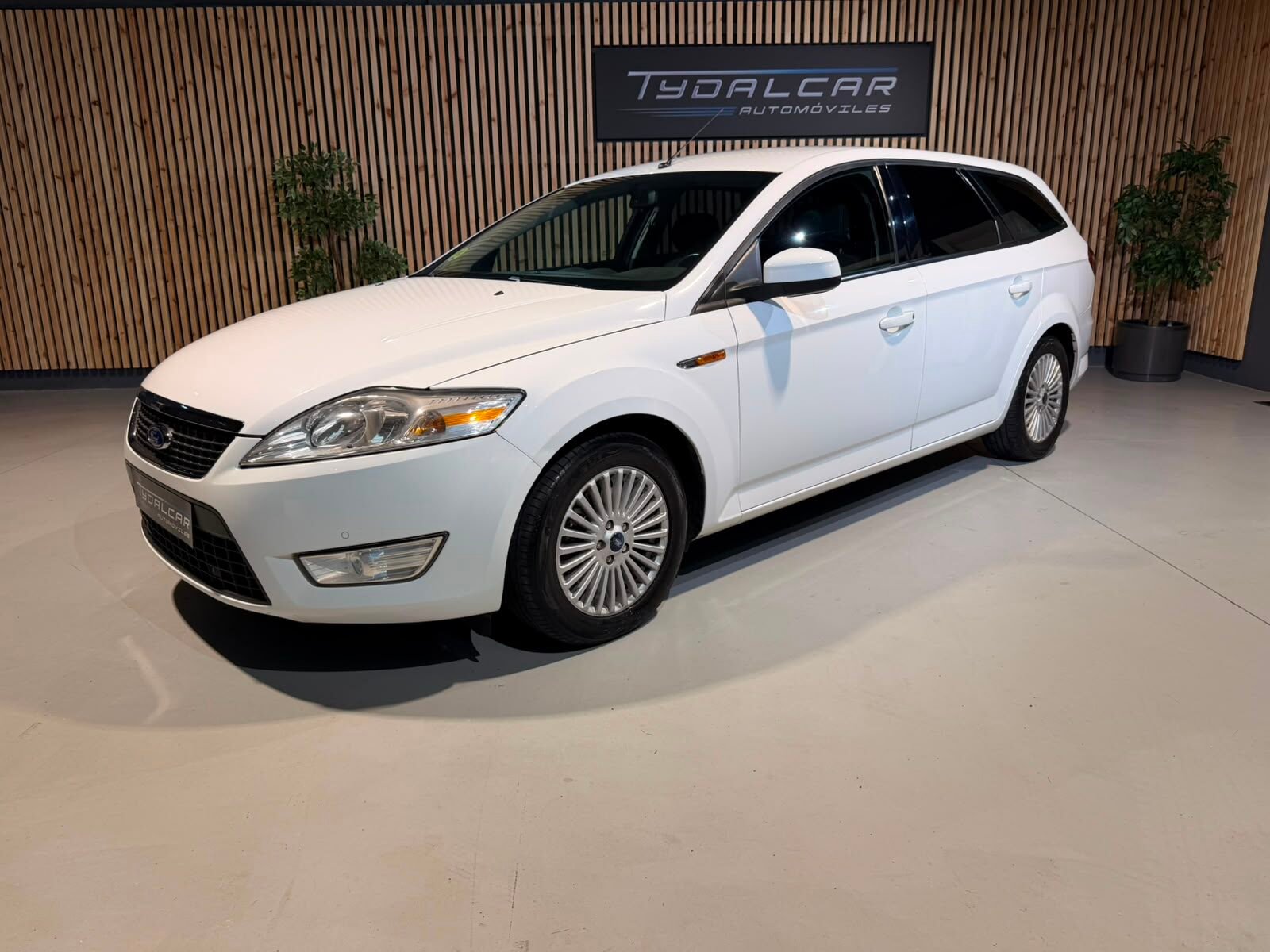 FORD MONDEO 1.8TDCi