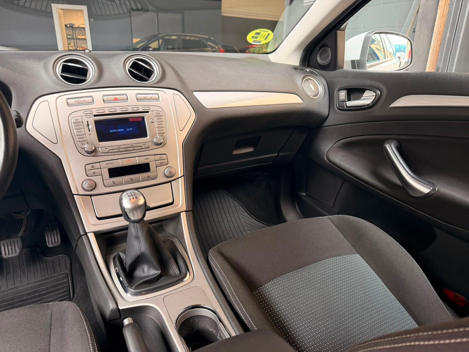 FORD MONDEO 1.8TDCi