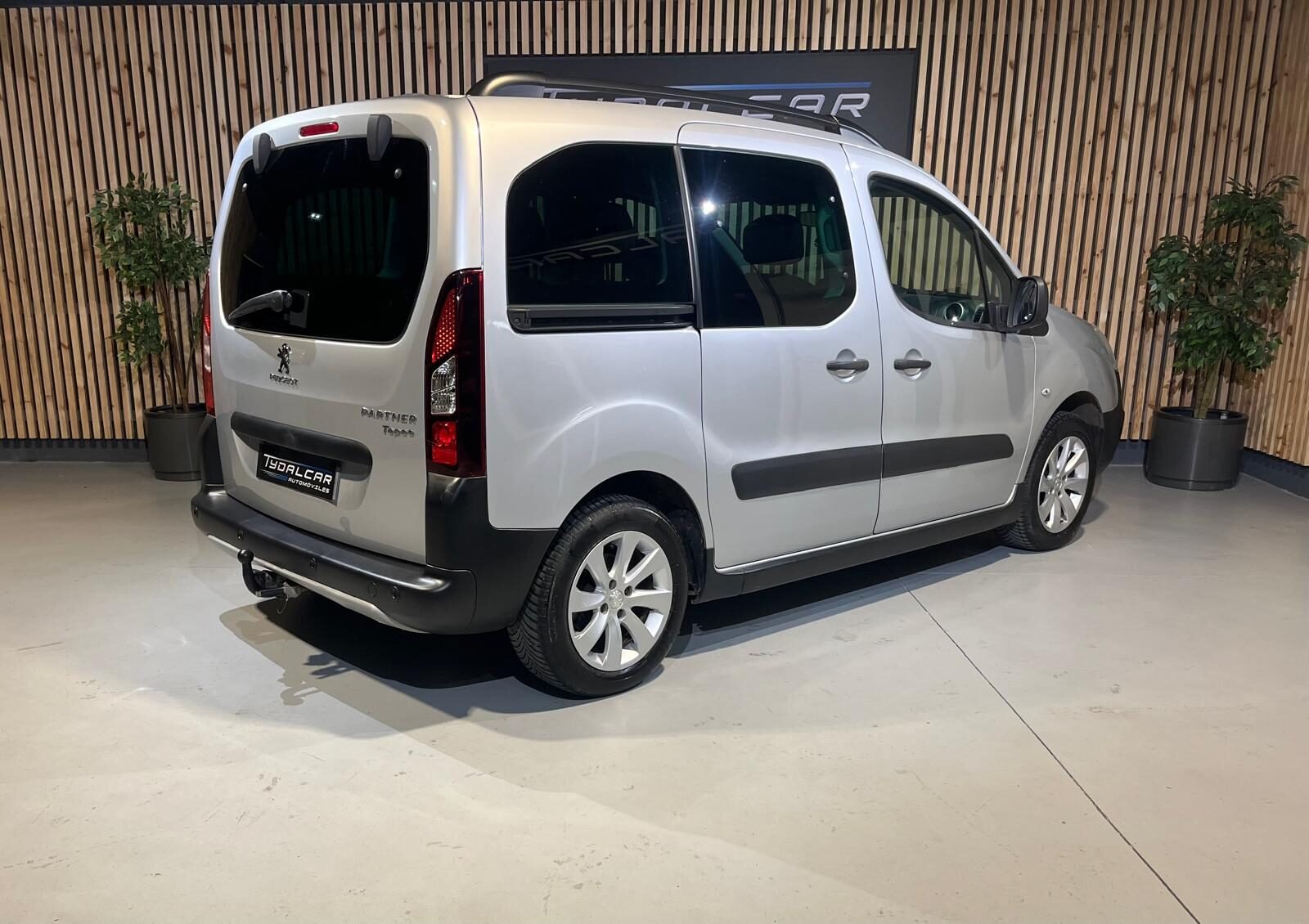 PEUGEOT TEPEE 1.6 HDi