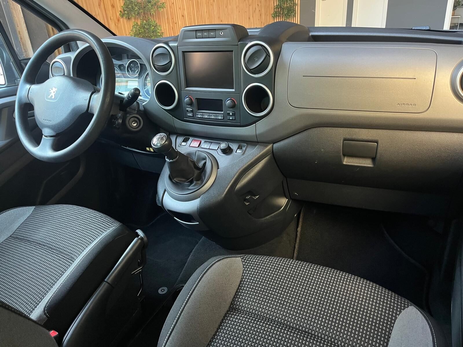 PEUGEOT TEPEE 1.6 HDi