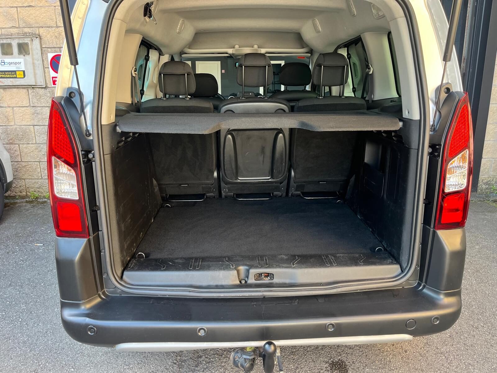 PEUGEOT TEPEE 1.6 HDi