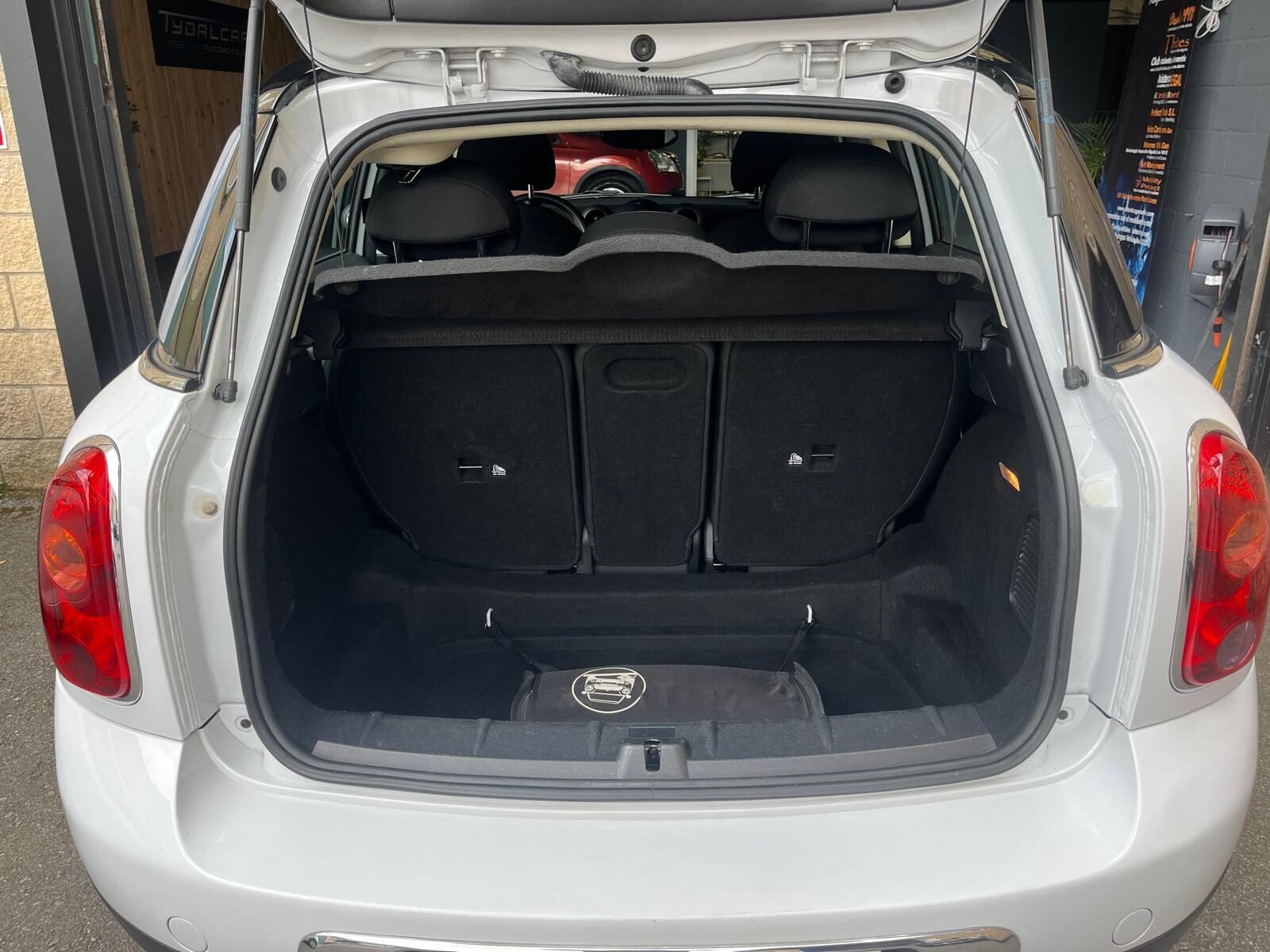 MINI COUNTRYMAN 1.6 D