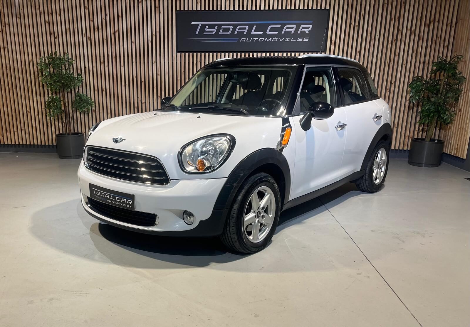 MINI COUNTRYMAN 1.6 D