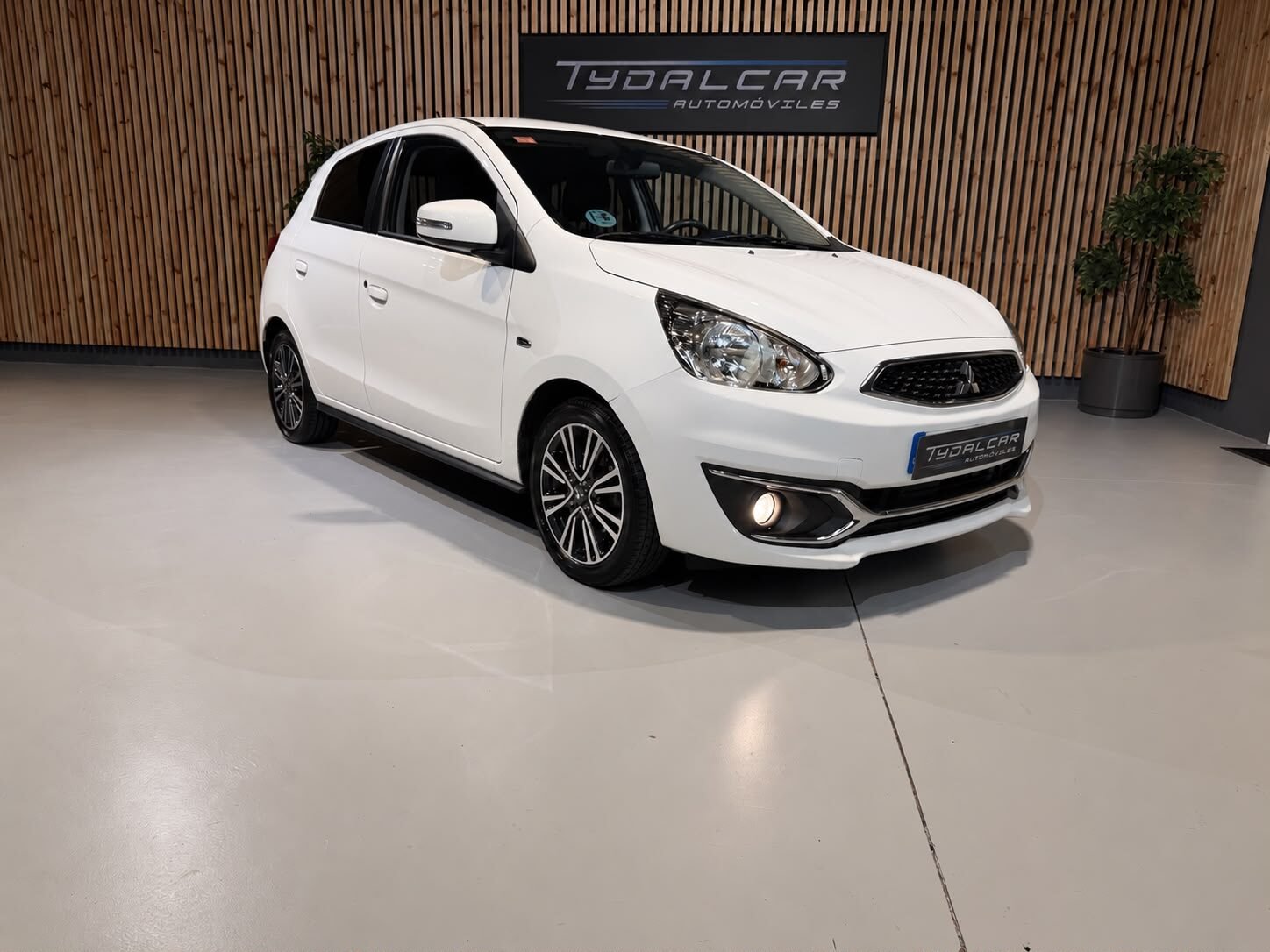 MITSUBISHI SPACE STAR 1.2i