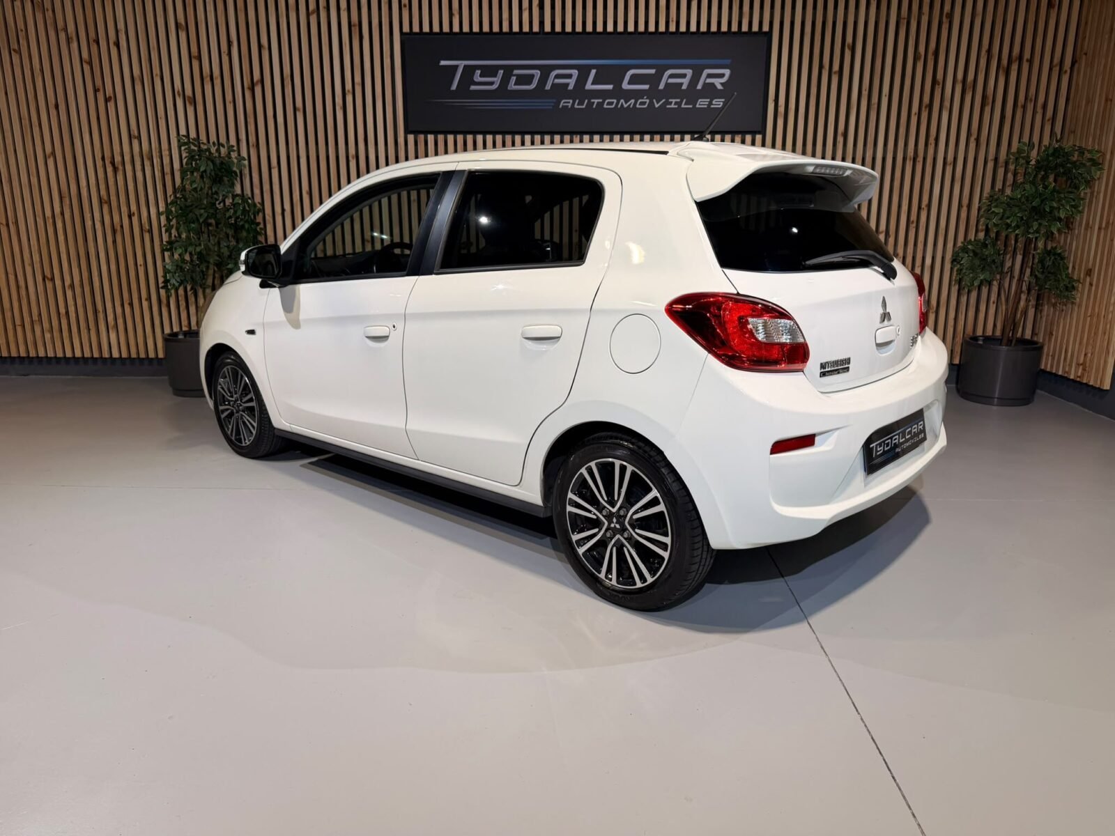 MITSUBISHI SPACE STAR 1.2i