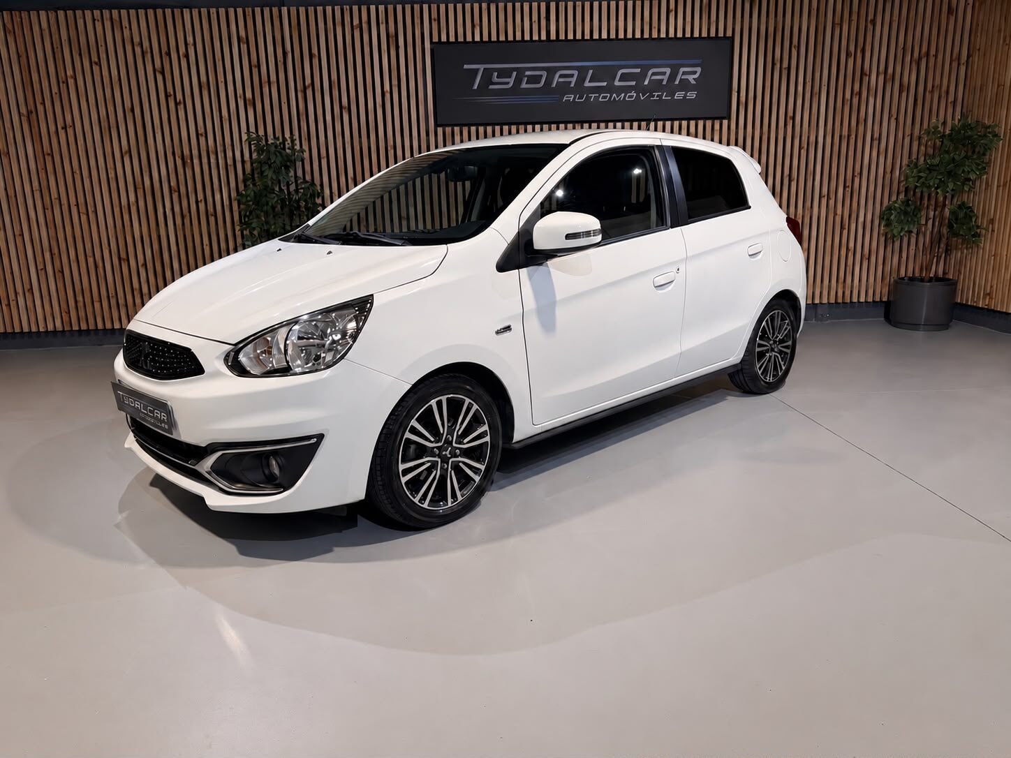 MITSUBISHI SPACE STAR 1.2i