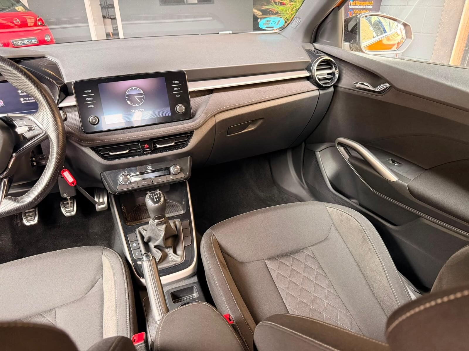 SKODA FABIA 1.0