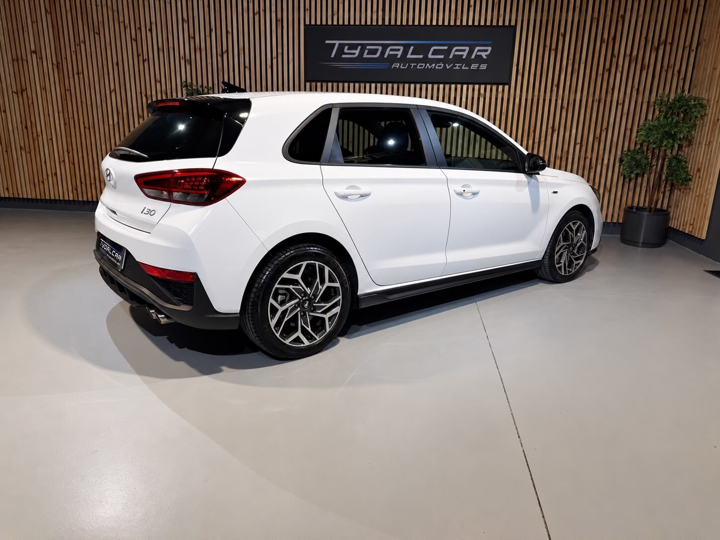 HYUNDAI i30 1.0 T-GDI