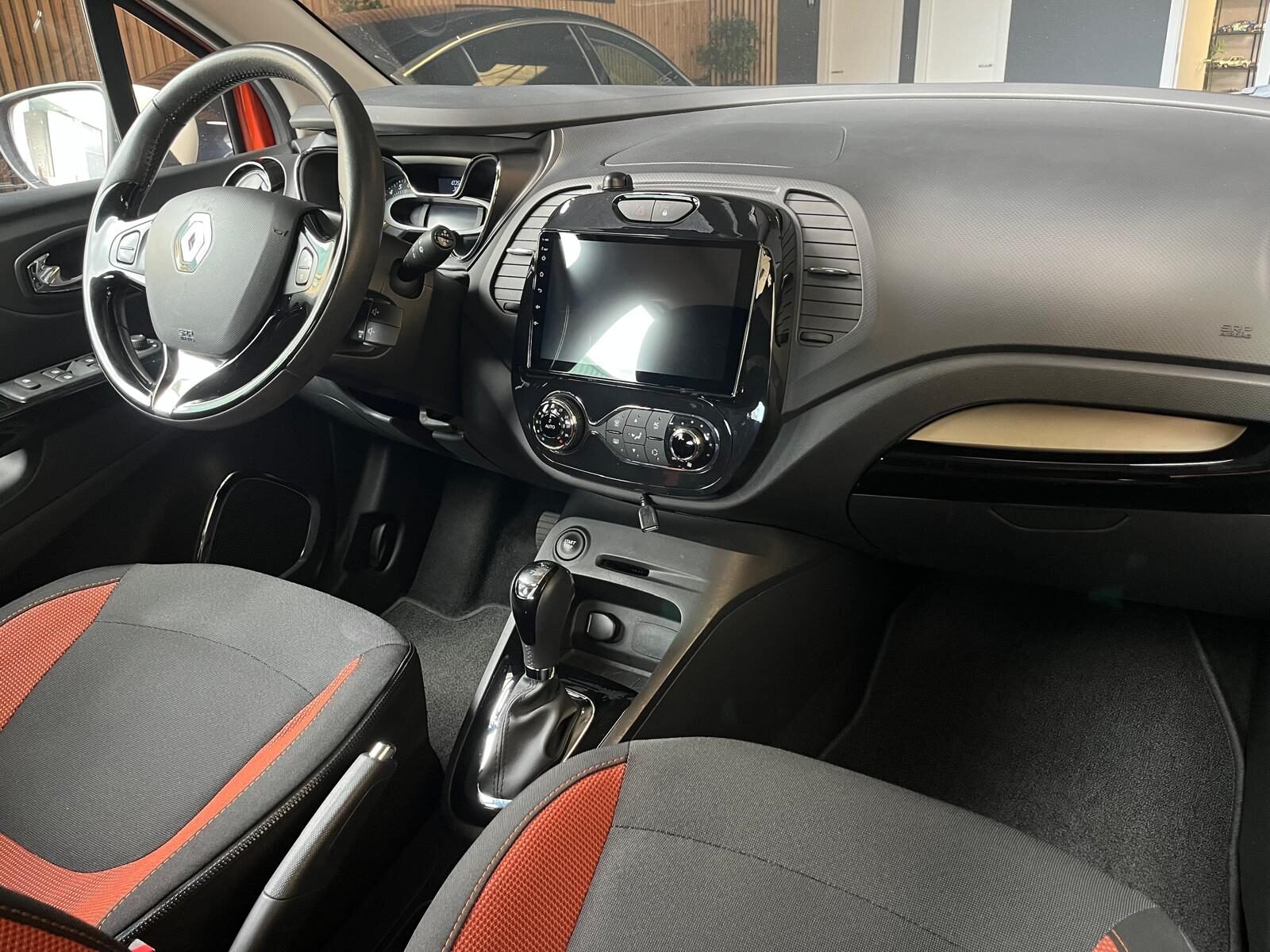 RENAULT Captur 1.2 TCe