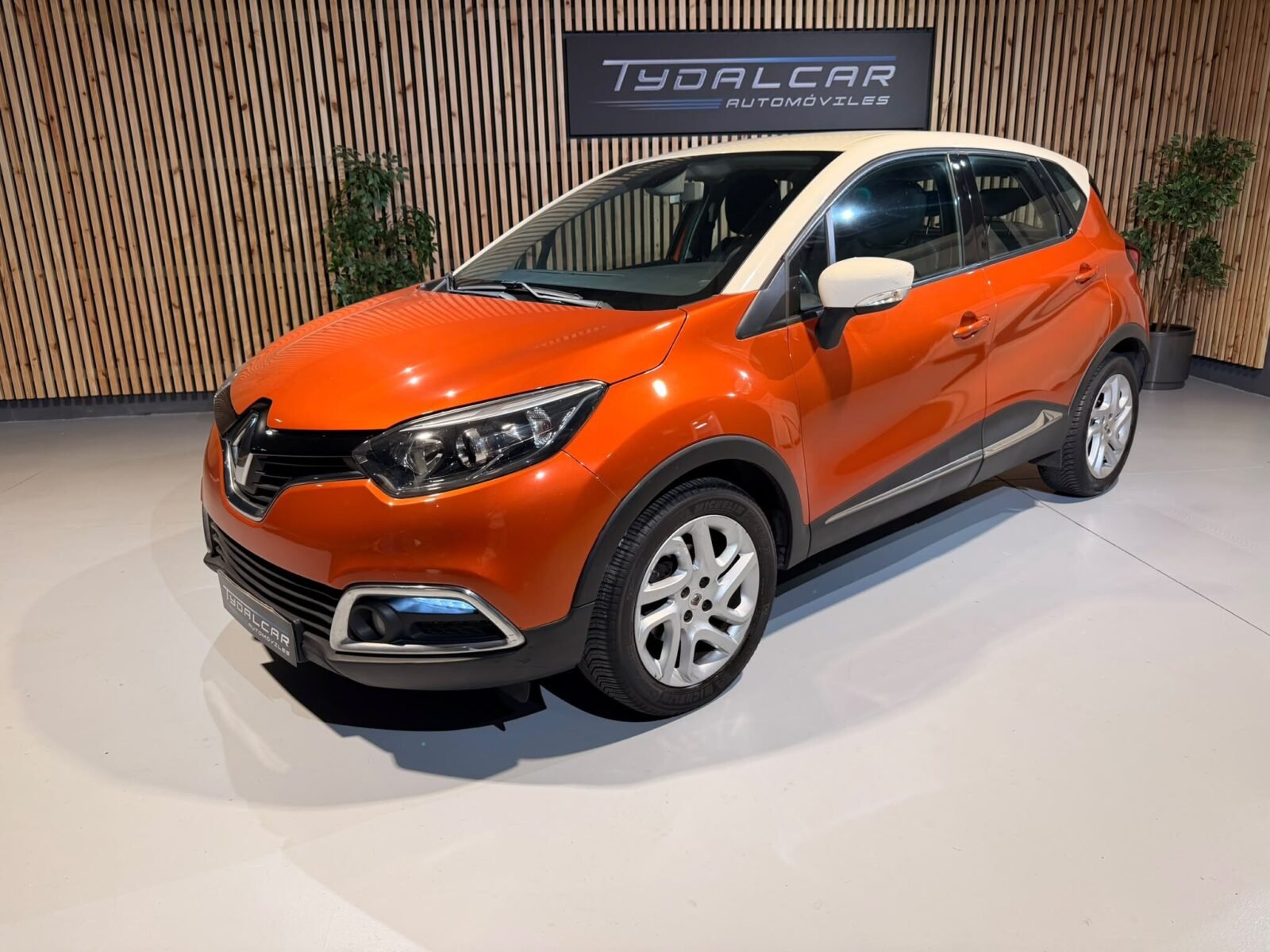 RENAULT Captur 1.2 TCe