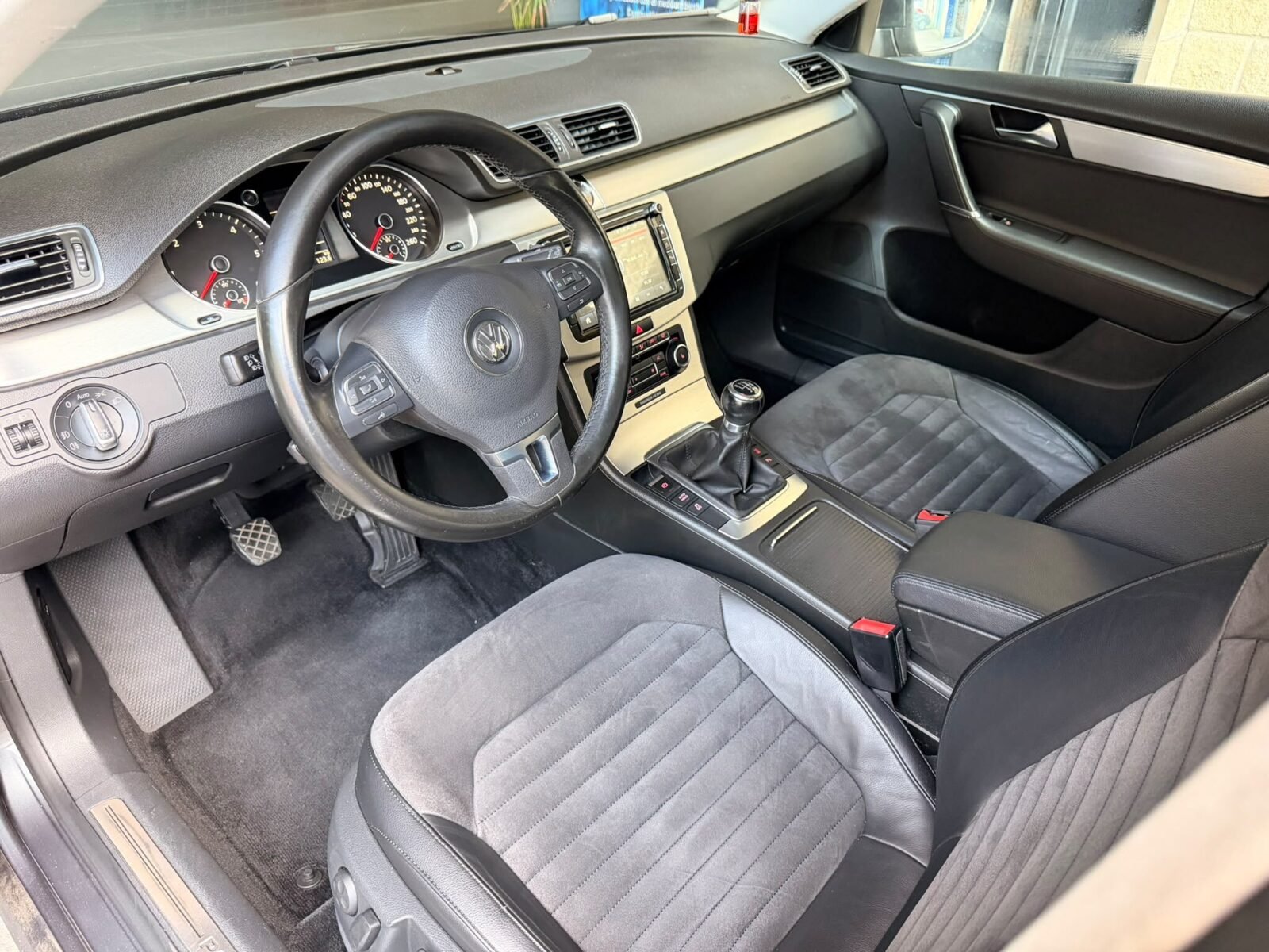 VOLKSWAGEN Passat 2.0TDi