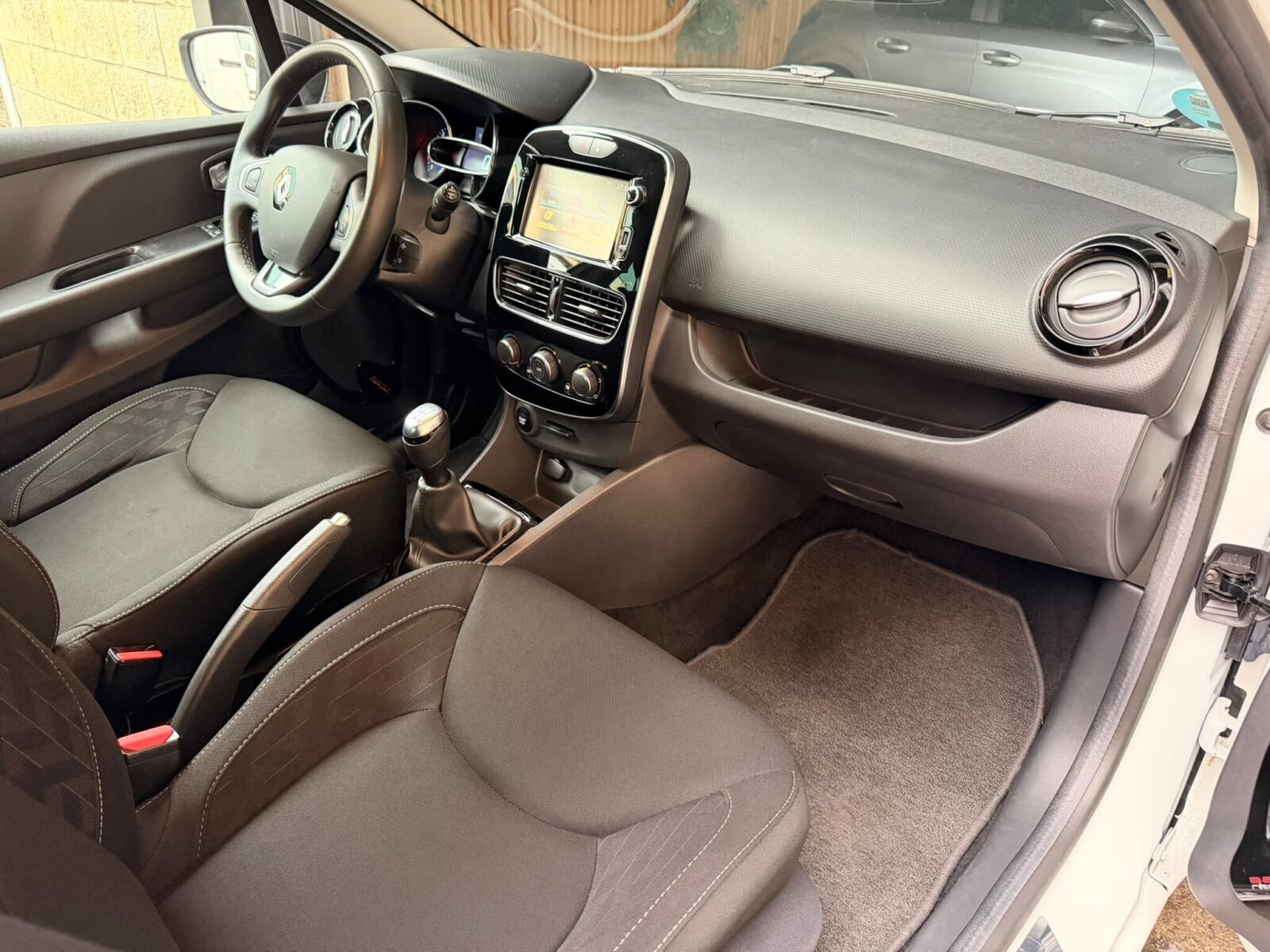 RENAULT Clio 1.5DCi