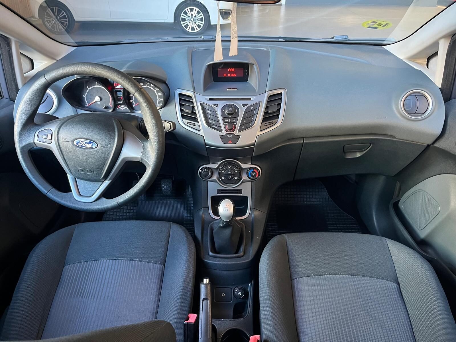 FORD FIESTA 1.4