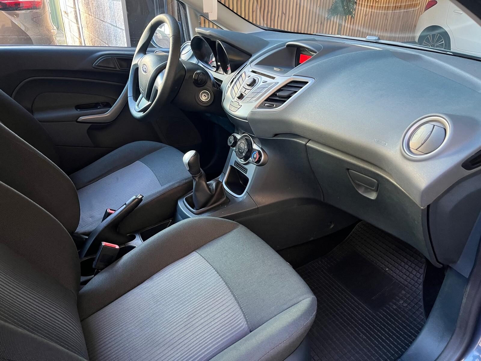 FORD FIESTA 1.4