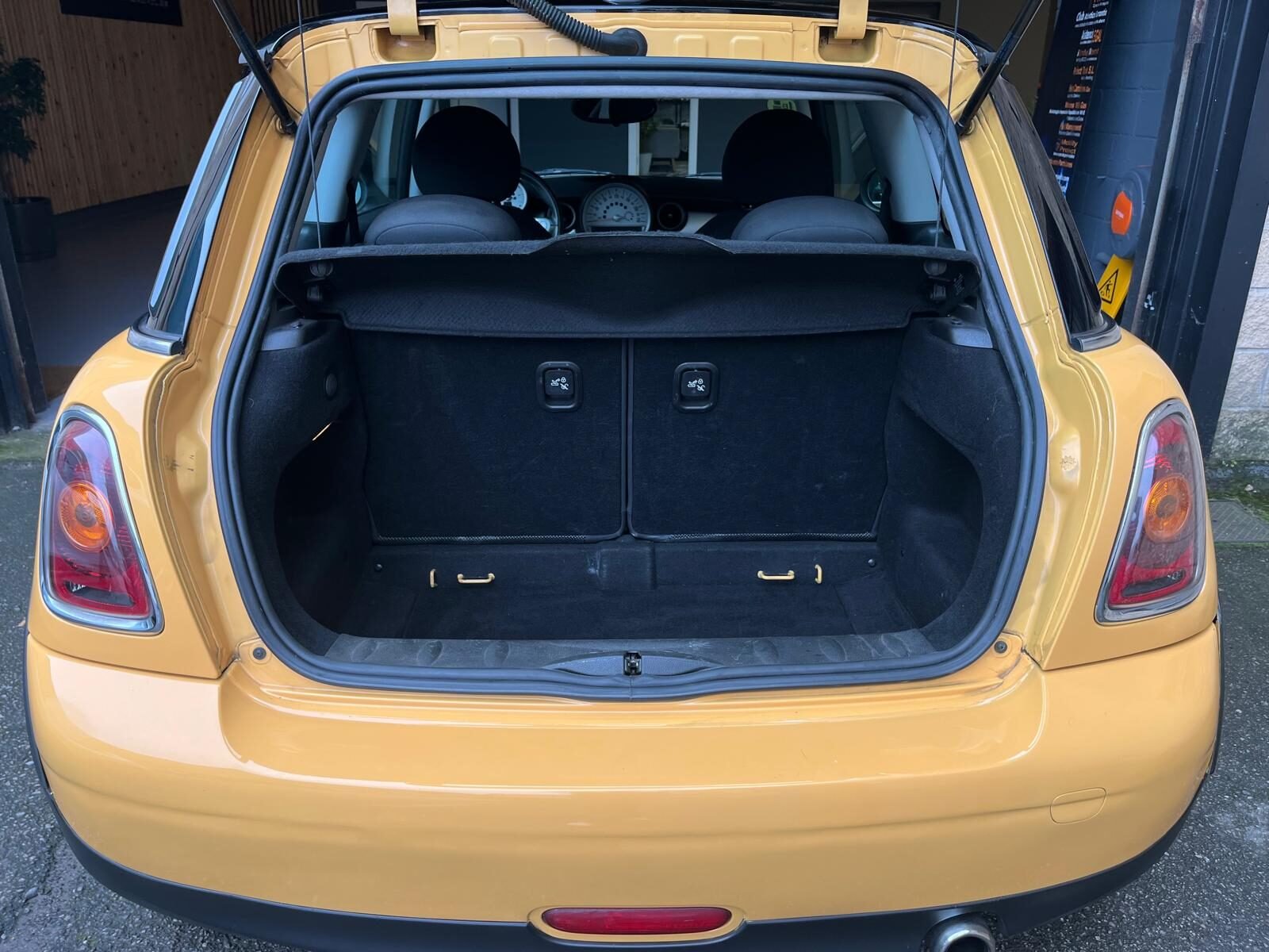 MINI COOPER D 1.6D